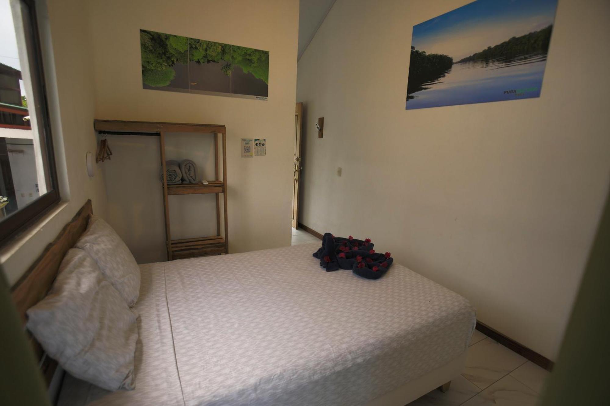 Hotel Pura Natura Riverside Тортугеро Экстерьер фото